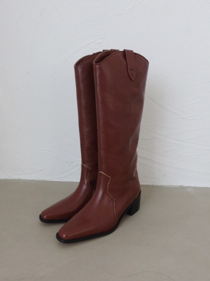 BROWN WESTERN BOOTS